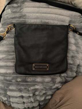 Marc by Marc Jacobs Too Hot to Handle Sia Black Pebble Leather Crossbody Bag